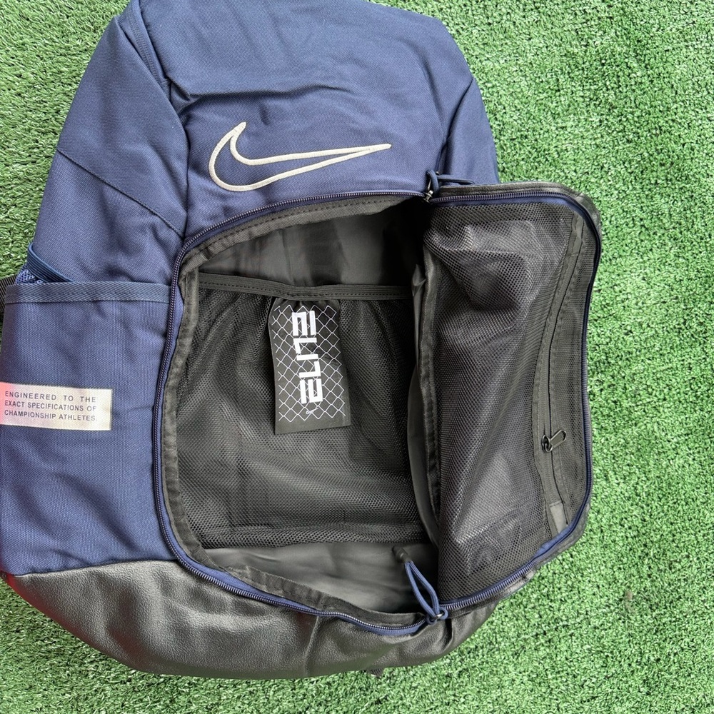 Nike Elite Backpack Navy - Picture 3 of 3
